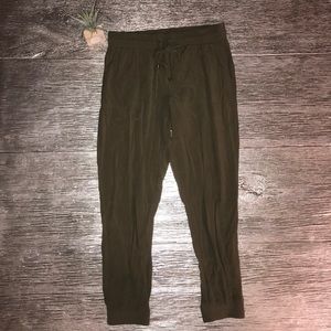 Khaki Green Cargo Joggers Mid-Rise  Sz Small